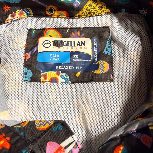 NEW Magellan Outdoors Men's Dia De Los Muertos Print Short Sleeve Fishing Shirt - Picture 4 of 8